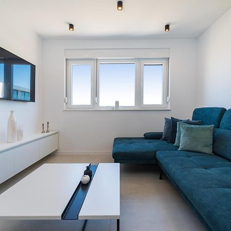 Appartamento Skyline Luxe Zara Esterno foto