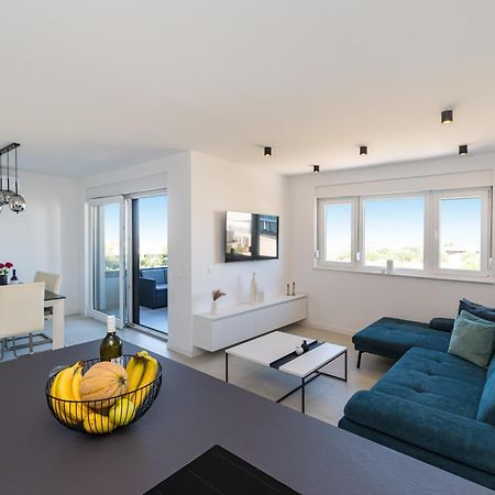 Appartamento Skyline Luxe Zara Esterno foto